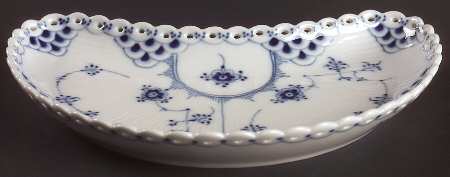 Blue Fluted Full Lace (No Trim) Crescent Salad Plate