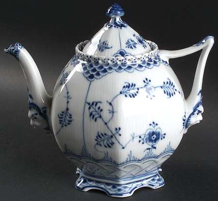 Blue Fluted Full Lace (No Trim) Teapot & Lid