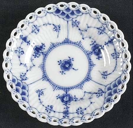 Blue Fluted Full Lace (No Trim) Miniature Plate