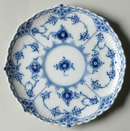 Blue Fluted Full Lace (No Trim) Saucer for Flat Cup