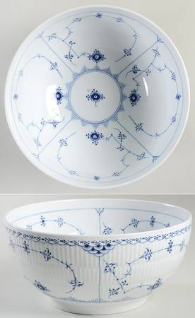 Blue Fluted Half Lace Border (No Trim) 9" Salad Serving Bowl