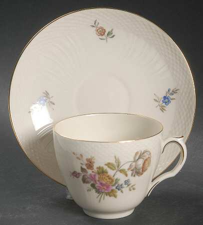 Frijsenborg Flat Cup & Saucer Set