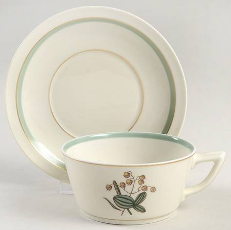 Quaking Grass Flat Cup & Saucer Set by Royal Copenhagen