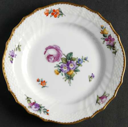 Saxon Flower (1221) Bread & Butter Plate by Royal Copenhagen