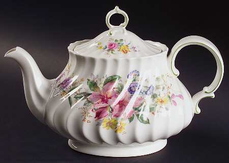 Arcadia (New, Smooth, Brown Green Backstamp) Teapot & Lid