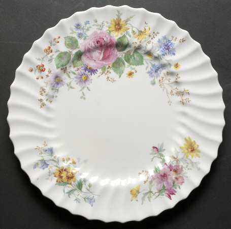 Arcadia (Older, Green Backstamp) Dinner Plate