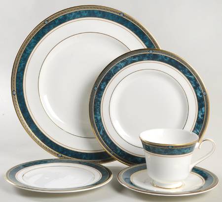 Biltmore 5 Piece Place Setting