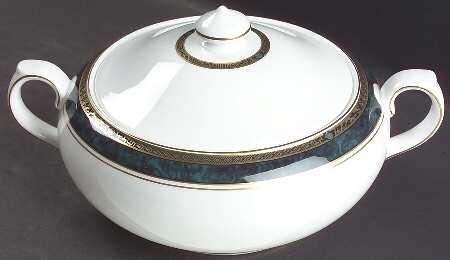 Biltmore 2001 Shape Round Covered Vegetable