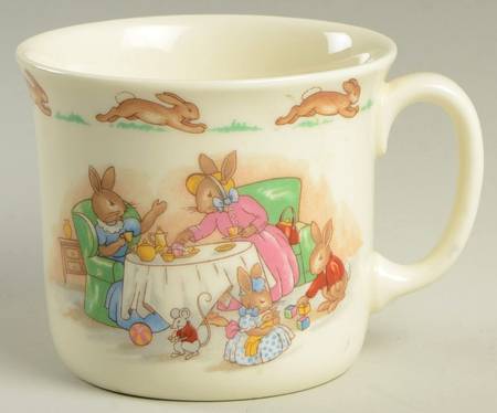 Bunnykins (Albion Shape) 1 Handle Hug a Mug Mug by Royal Doulton