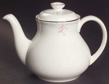Carnation Mini Teapot & Lid
