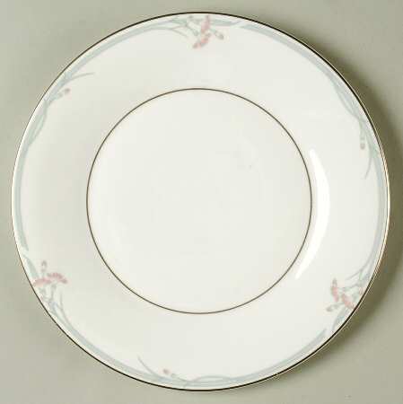 Carnation Luncheon Plate