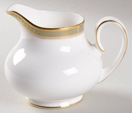 Clarendon Creamer