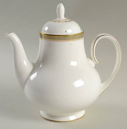 Clarendon Coffee Pot & Lid