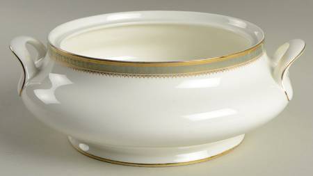 Clarendon Round Vegetable No Lid