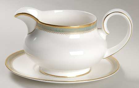 Clarendon Gravy Boat & Underplate
