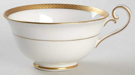 E4187 by Royal Doulton