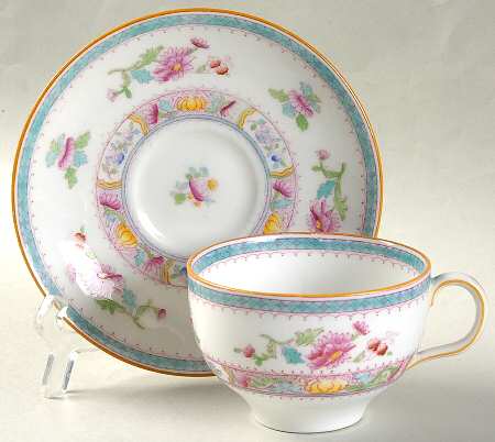 E7628 by Royal Doulton