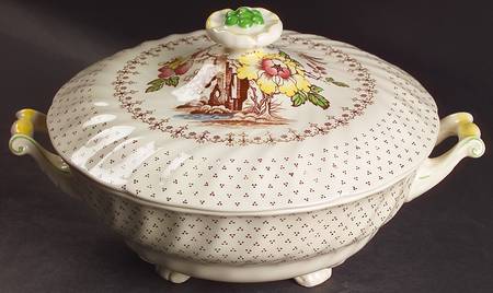 Grantham Round Covered Vegetable