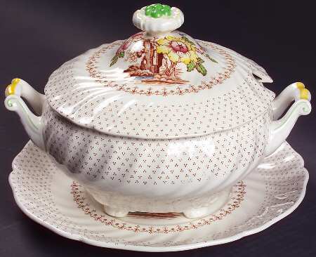 Grantham Tureen & Lid w/Underplate