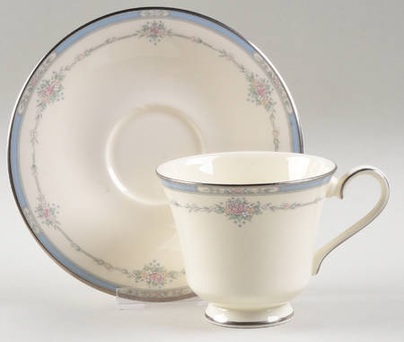 Lisa Footed Cup & Saucer Set