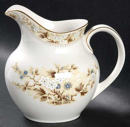 Mandalay 24 Oz Pitcher