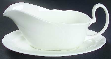 Profile Gravy Boat & Underplate