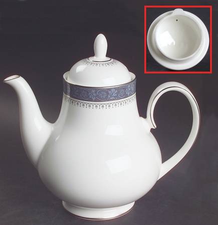 Sherbrooke Coffee Pot & Lid