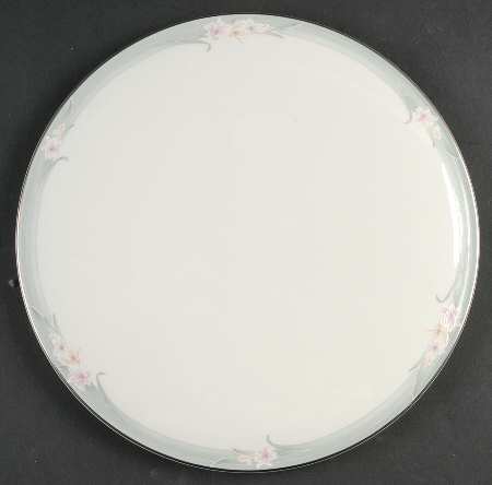 Sophistication Cake Plate