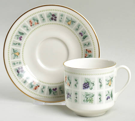 Tapestry Flat Cup & Saucer Set