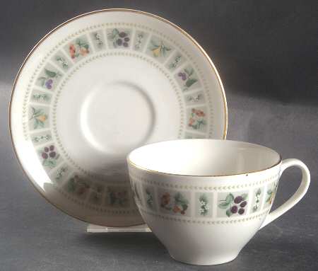 Tapestry Oversized Cup & Saucer Set