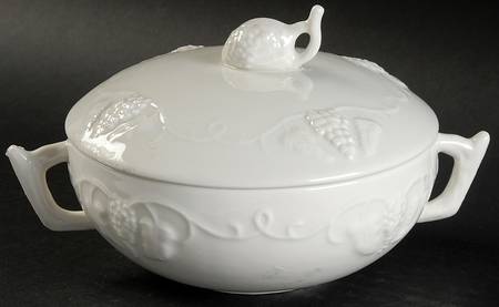 Grape Individual Casserole & Lid