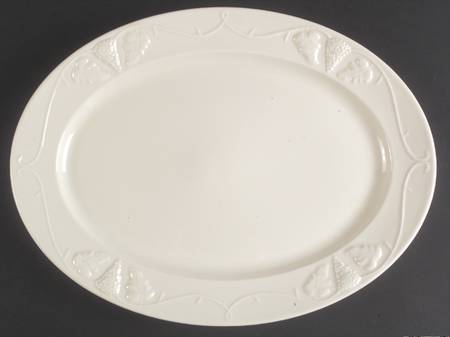 Grape 15" Oval Serving Platter