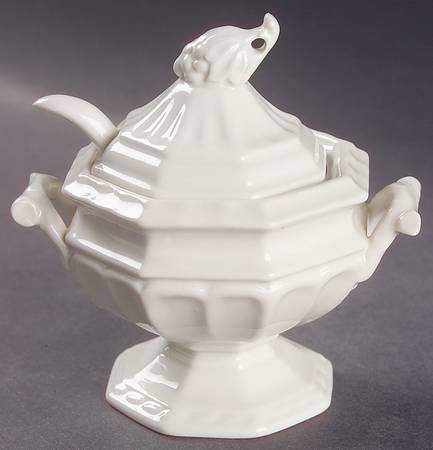 Grape Mini Tureen w/Lid & Ladle