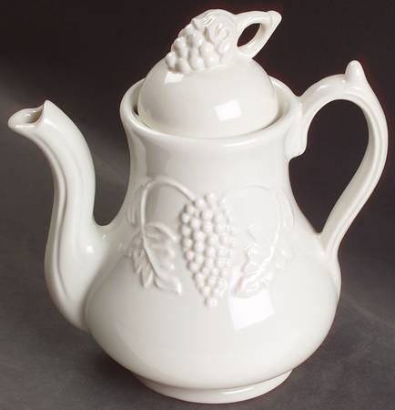 Grape Teapot & Lid