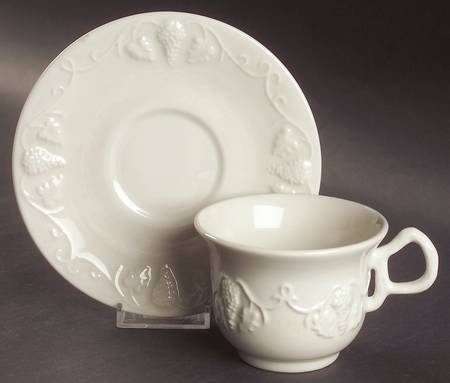 Grape Flat Cup & Saucer Set