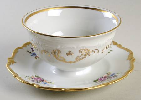 6157P Gravy Boat with Attached Underplate