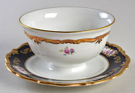 8159K Gravy Boat with Attached Underplate