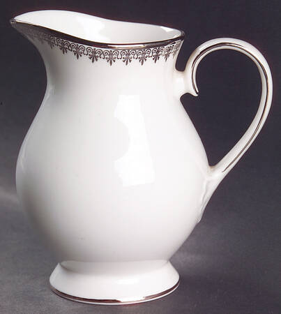 Swan Lake Creamer
