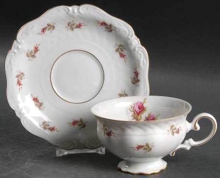 Briarcliff Footed Cup & Saucer Set