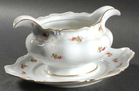 Briarcliff Gravy Boat with Attached Underplate