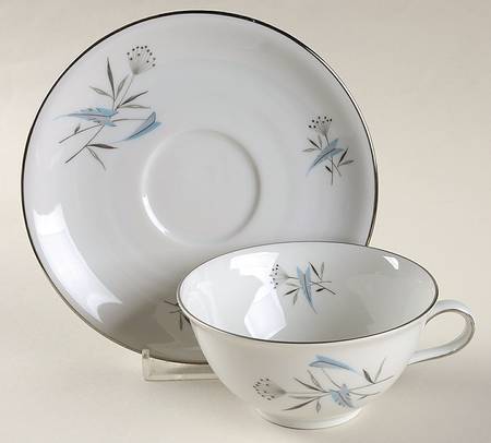 RHE3 Flat Cup & Saucer Set