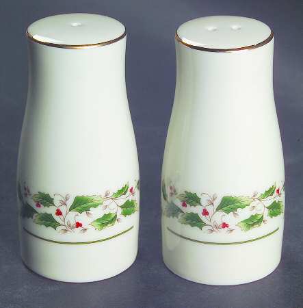 Holly Holiday Salt & Pepper Set