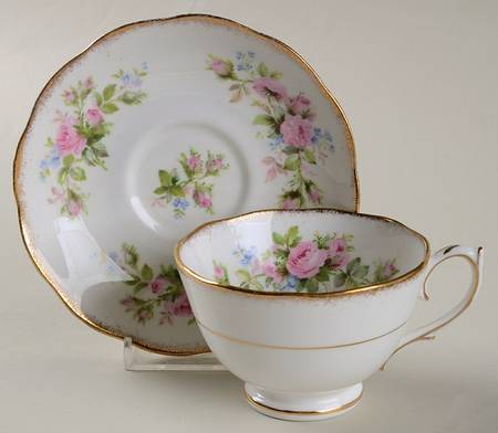 Moss Rose Footed Cup & Saucer Set