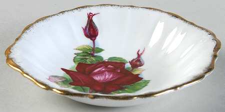 Wheatcroft Roses (England) 5" Sweet Meat Dish