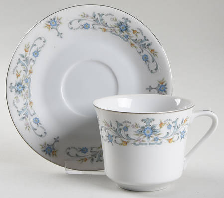 Carnival Flat Cup & Saucer Set by Ranmaru