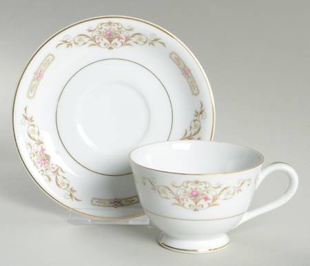 Kathy Footed Cup & Saucer Set