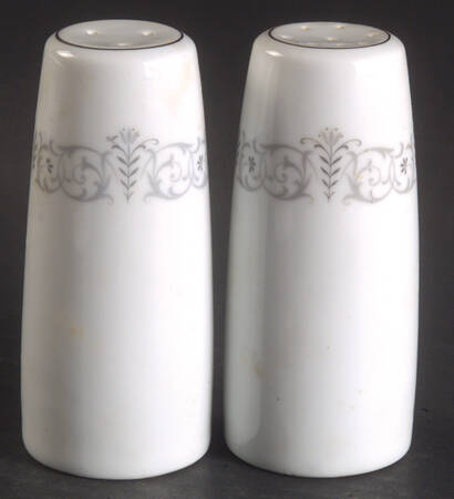 Ulrica Salt & Pepper Set by Rose (Japan)