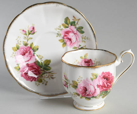 American Beauty (White Background) Oversized Cup & Saucer Set