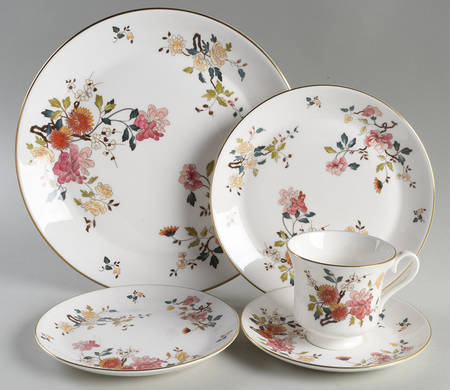 China Garden 5 Piece Place Setting
