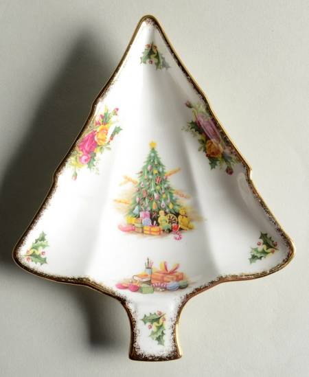 Christmas Magic 1 Part Small Tree Shaped Dish